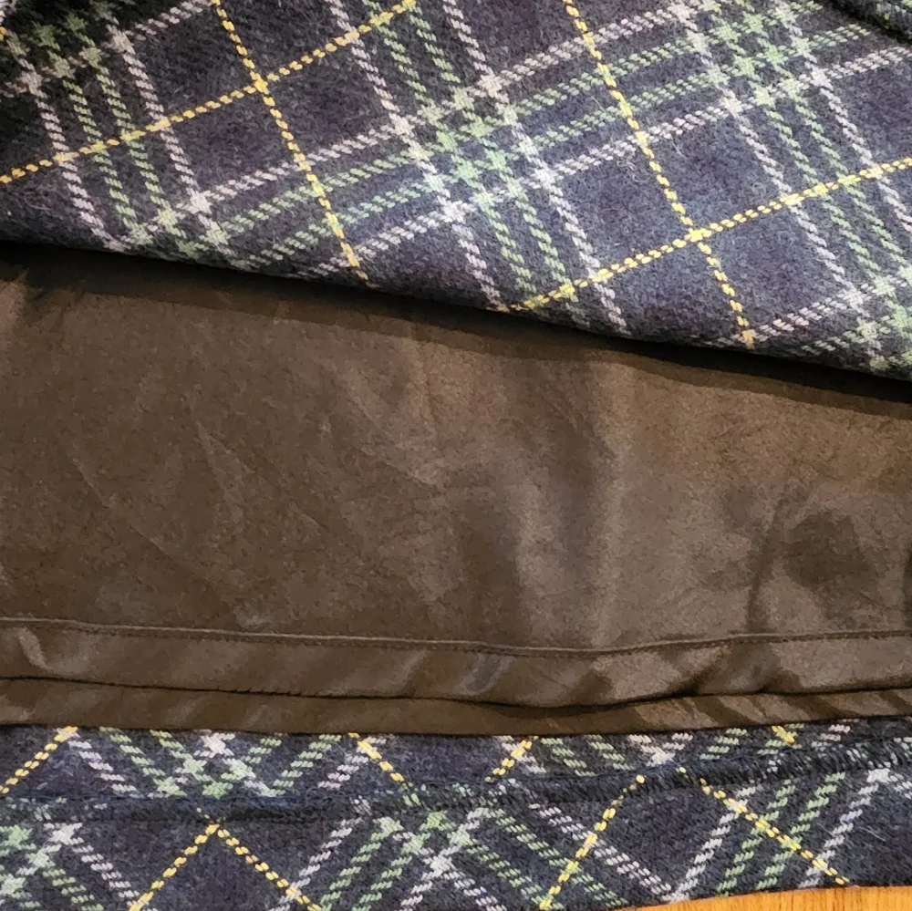 Ll Bean Plaid Wool Skirt - Picture 5 of 8
